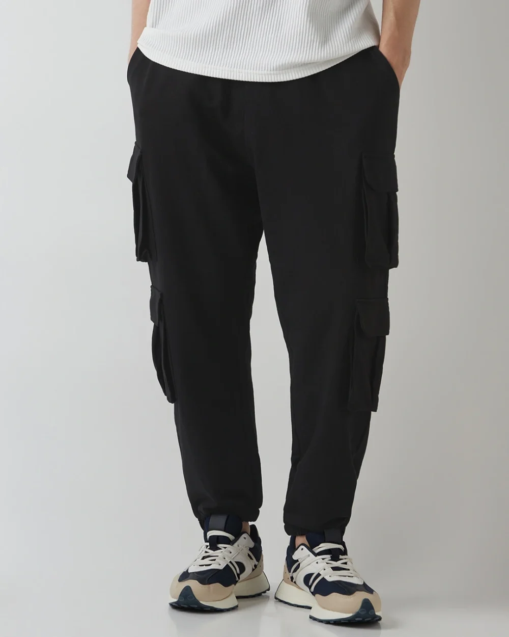 Men's Black Super Loose Fit Cargo Joggers - Image 2