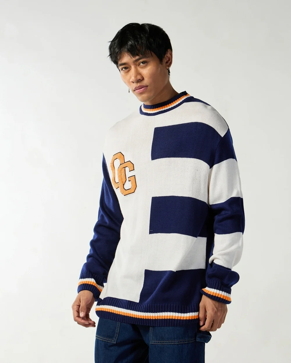 Men's White & Blue Color Block Oversized Sweater - Image 4